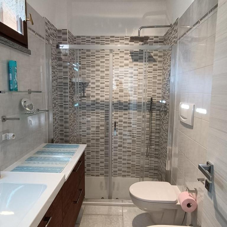 House in a beautiful residence with garden, swimming pool and parking spot - Larihome A07 - Casa Vacanze - 14