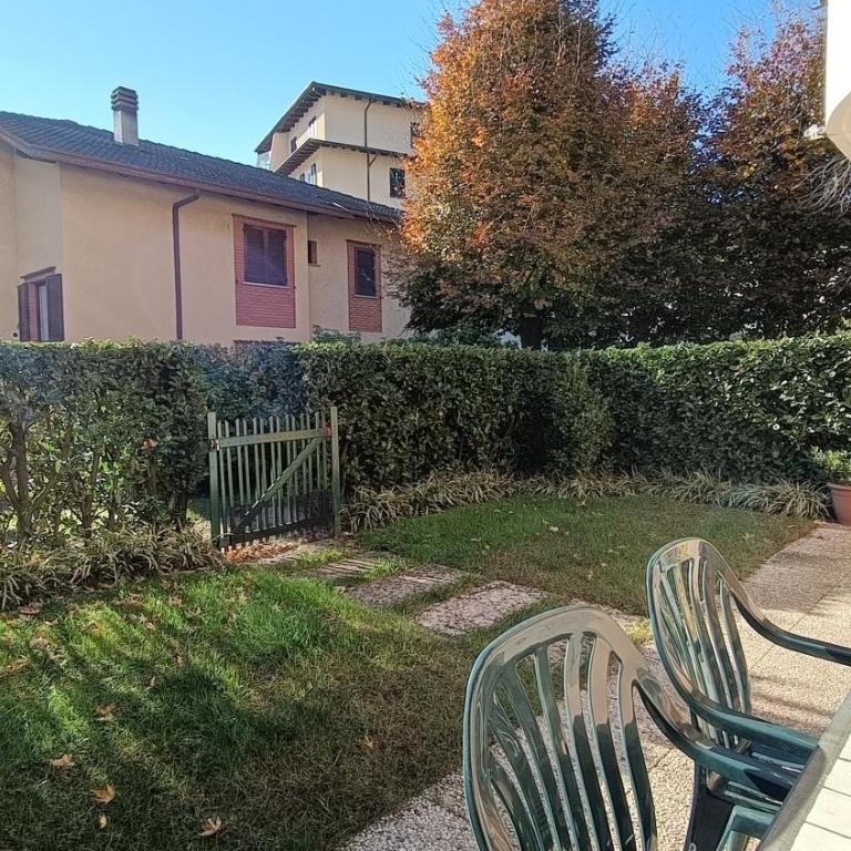 House in a beautiful residence with garden, swimming pool and parking spot - Larihome A07 - Casa Vacanze - 2