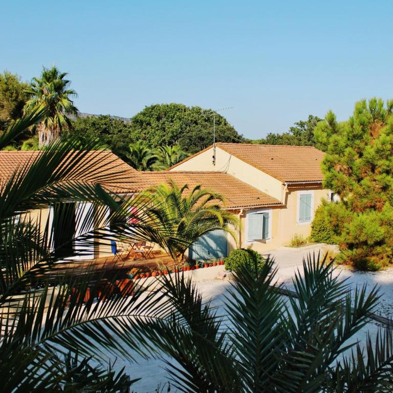 Le Mas de la Palmeraie - Appartement dans propriété privée au calme avec piscine et tennis - Maison 3 Chambres - 19