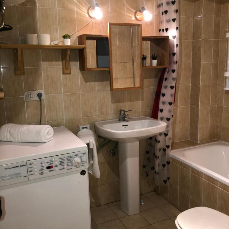 Sierra Nevada Center - Two-Bedroom Apartment - 26