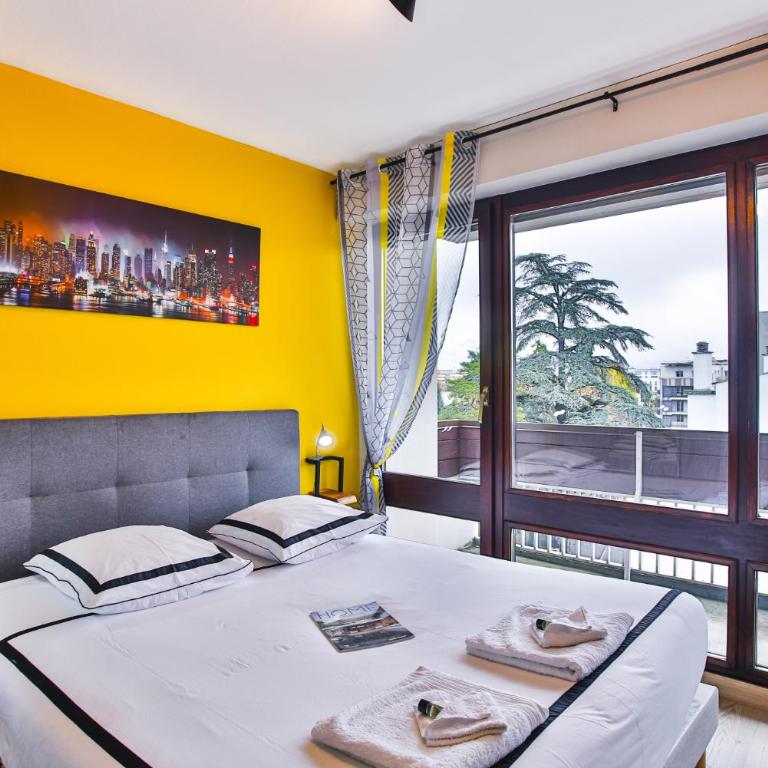 Empire New York Signature - Apartment with Mountain View - 2