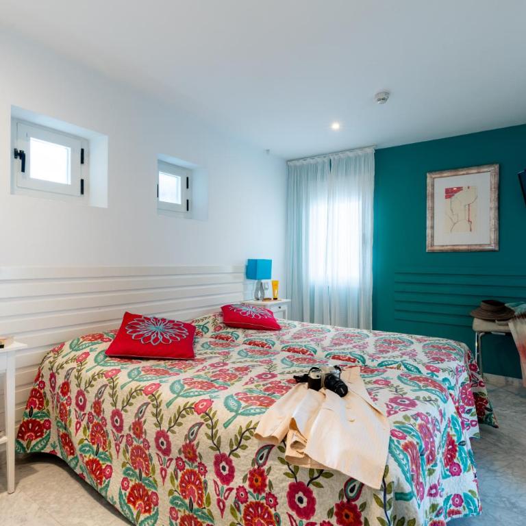Sevilla Central Suites Apartamentos Puerta Jerez - Ático Dúplex con terraza - 10