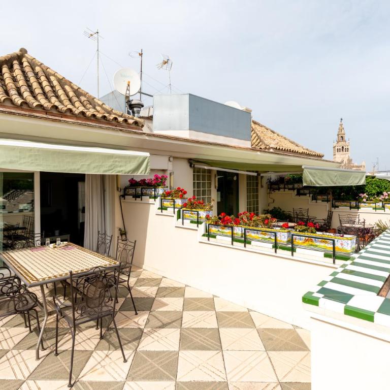 Sevilla Central Suites Apartamentos Puerta Jerez - Ático Dúplex con terraza - 24