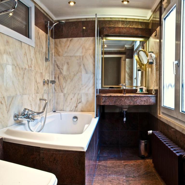 Hôtel Du Midi Paris Montparnasse - Chambre Double Deluxe - 10
