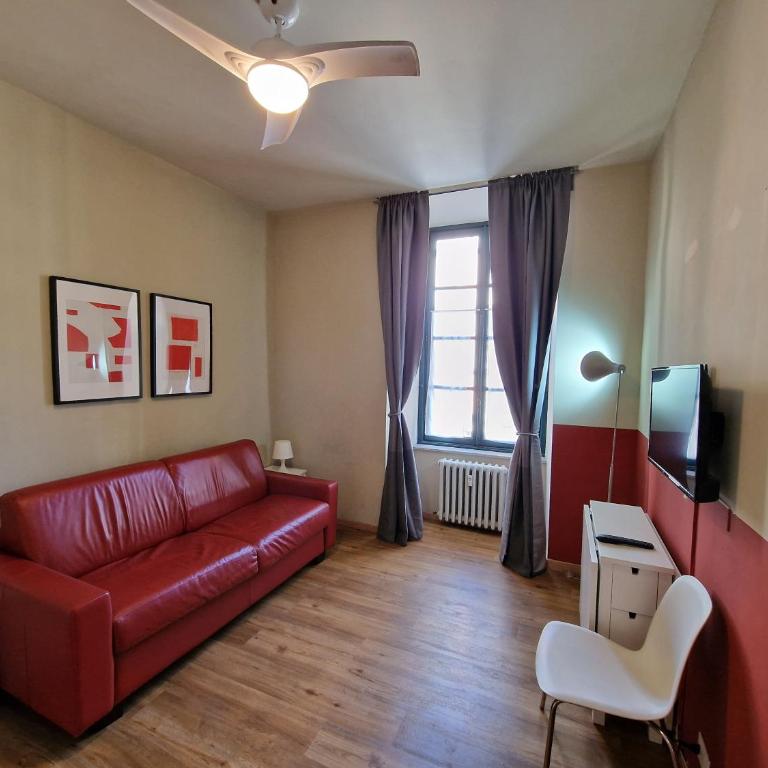 Casa Cavalier - Three-Bedroom Apartment - 11