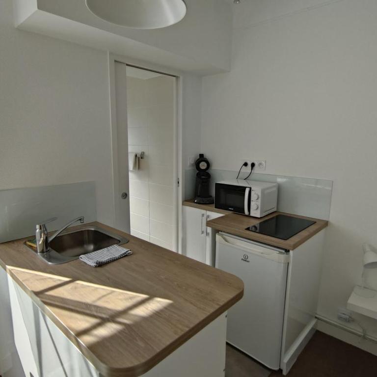 Studio proche de la mer - Apartment mit 1 Schlafzimmer - 4