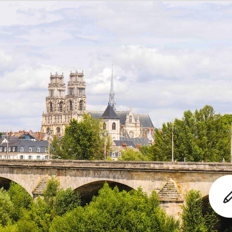 Cosy Loire, T2 neuf, front de Loire ,vue cathédrale,5min à pied centre ville et parking privé - Apartamento de 1 dormitorio - 17