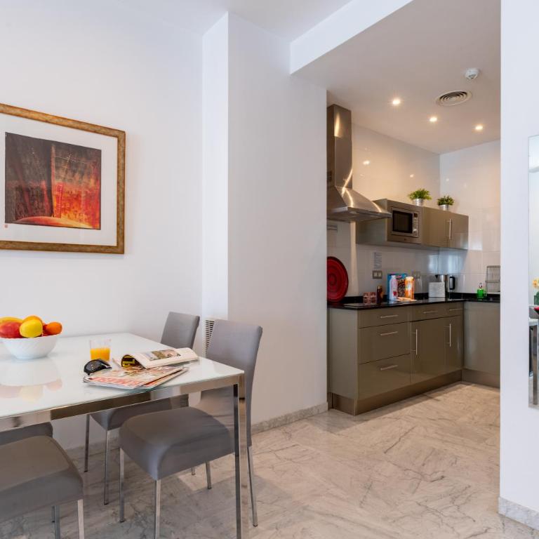 Sevilla Central Suites Apartamentos Puerta Jerez - Apartamento de 1 dormitorio - 50