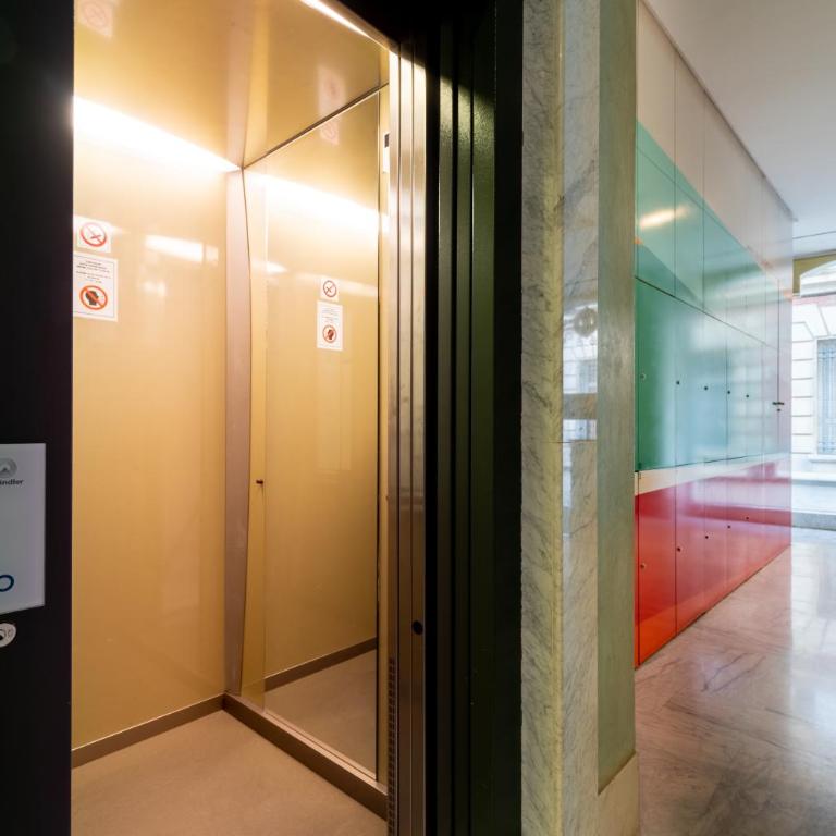 Sevilla Central Suites Apartamentos Puerta Jerez - Ático Dúplex con terraza - 8
