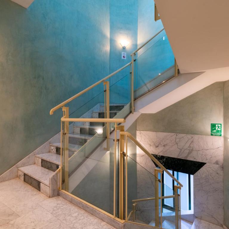 Sevilla Central Suites Apartamentos Puerta Jerez - Ático Dúplex con terraza - 27