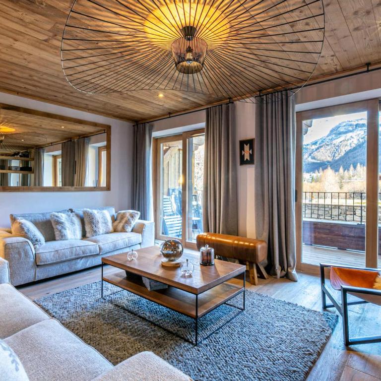 Luxueux 4 pièces avec balcon, cheminée et services conciergerie à Val-d'Isère - FR-1-694-65 - Apartment - 6