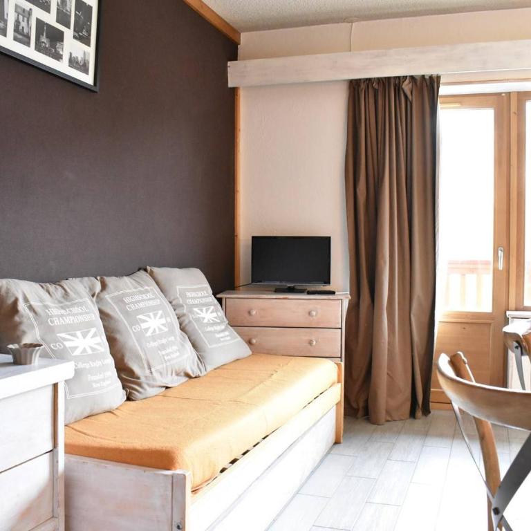 Studio cosy au pied des pistes à Méribel – Balcon, TV, animaux acceptés, ski à 100 m ! - Appartamento con 1 Camera da Letto - 6