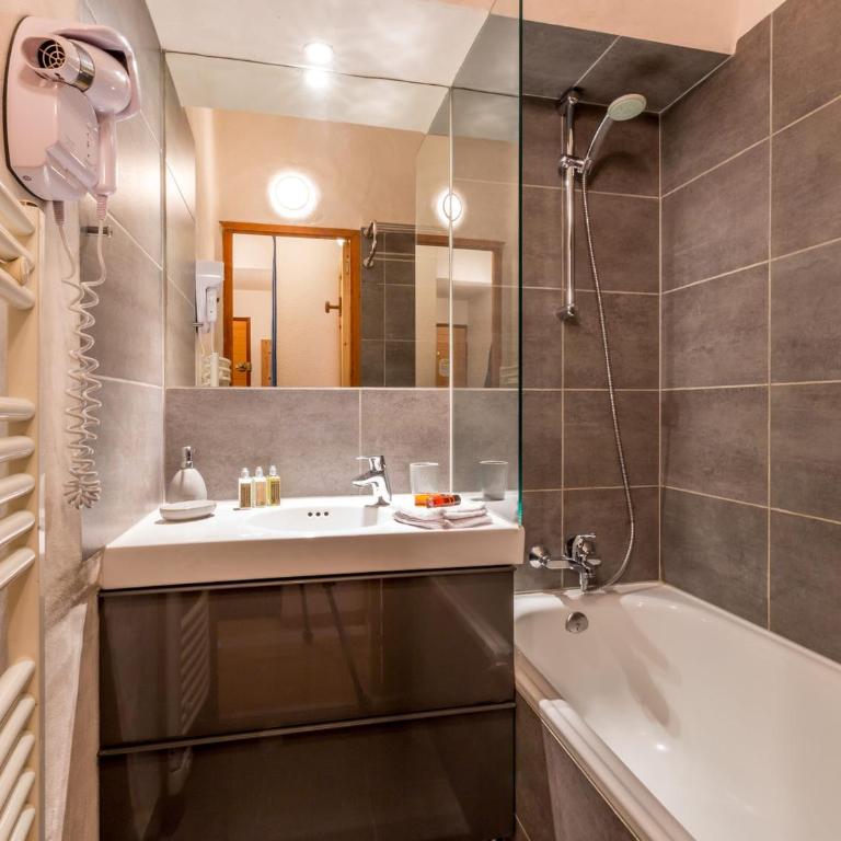 Appartement cosy avec WIFI aux pieds des pistes, 4 personnes - FR-1-694-274 - Appartement - 10