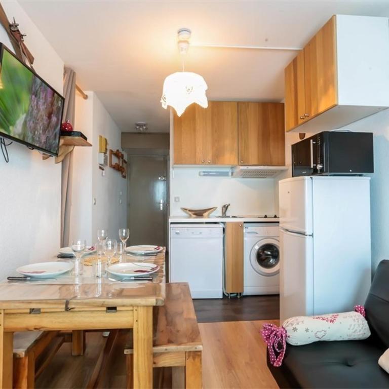 Val Thorens - Appartement 4 pers, 2 pièces rénové, plein centre - FR-1-637-53 - Apartment - 2