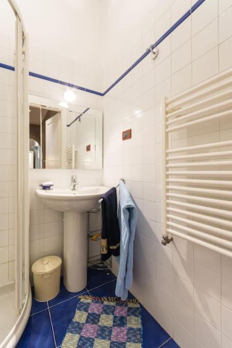 AT Home 128 : little garden in the city - Appartamento con 3 Camere da Letto - 12