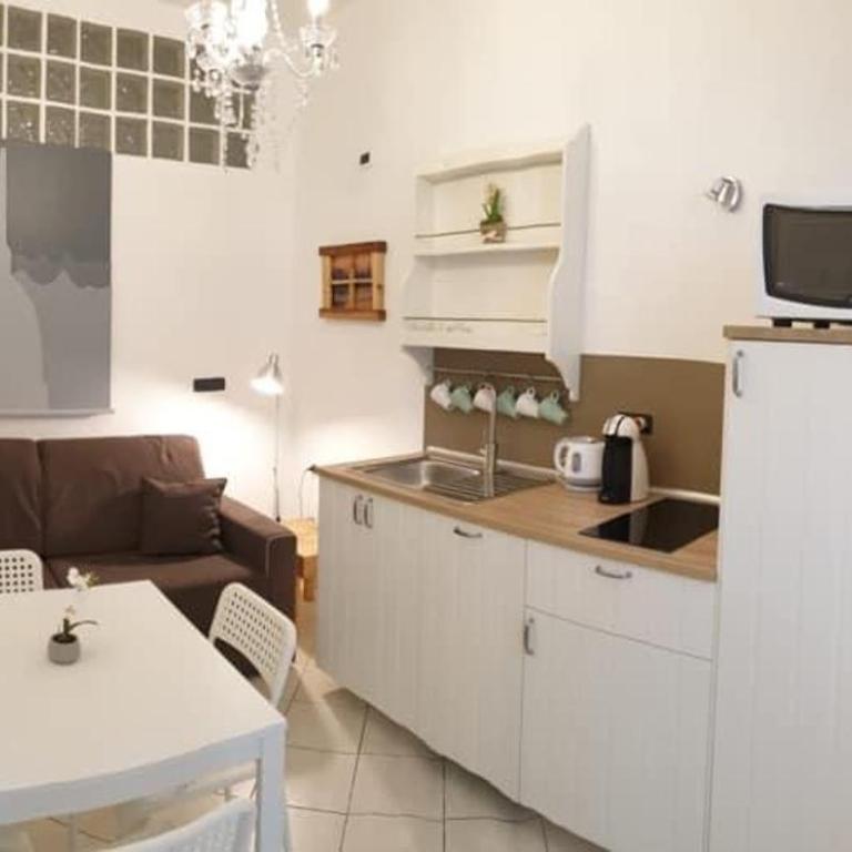 AT Home 128 : little garden in the city - Appartamento con 3 Camere da Letto - 14
