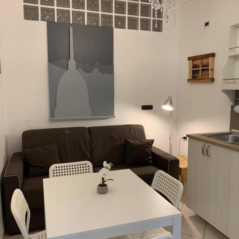 AT Home 128 : little garden in the city - Appartamento con 3 Camere da Letto - 48