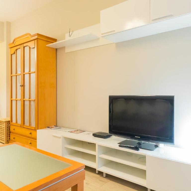 Etxeberria Park Free Parking by Next Stop Bilbao - Three-Bedroom Apartment - 15