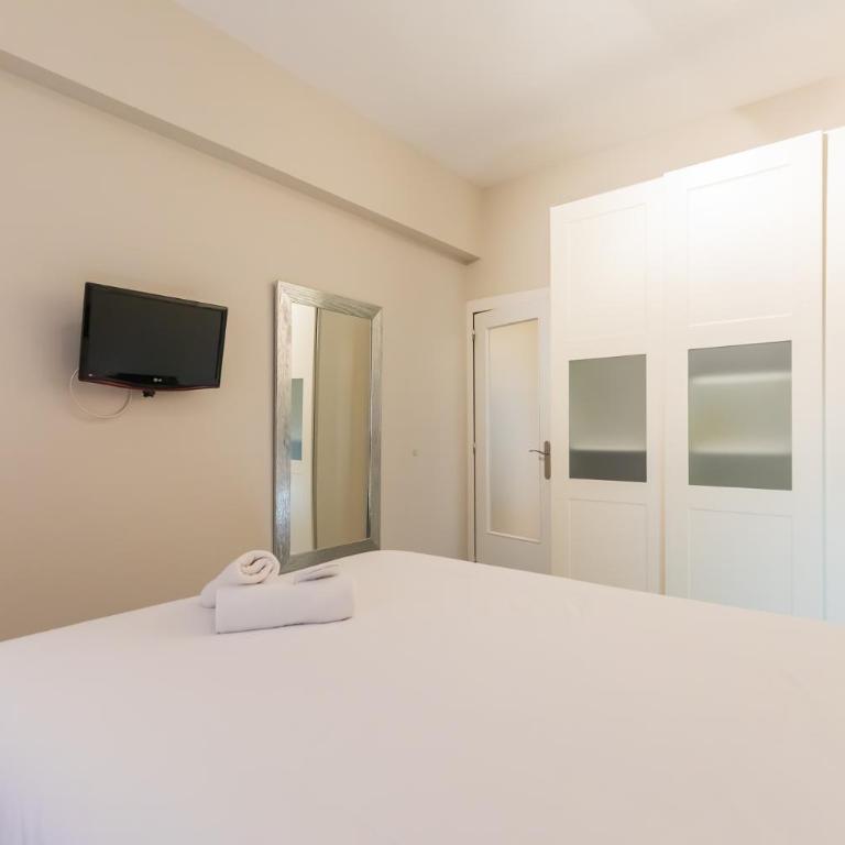 Etxeberria Park Free Parking by Next Stop Bilbao - Three-Bedroom Apartment - 23