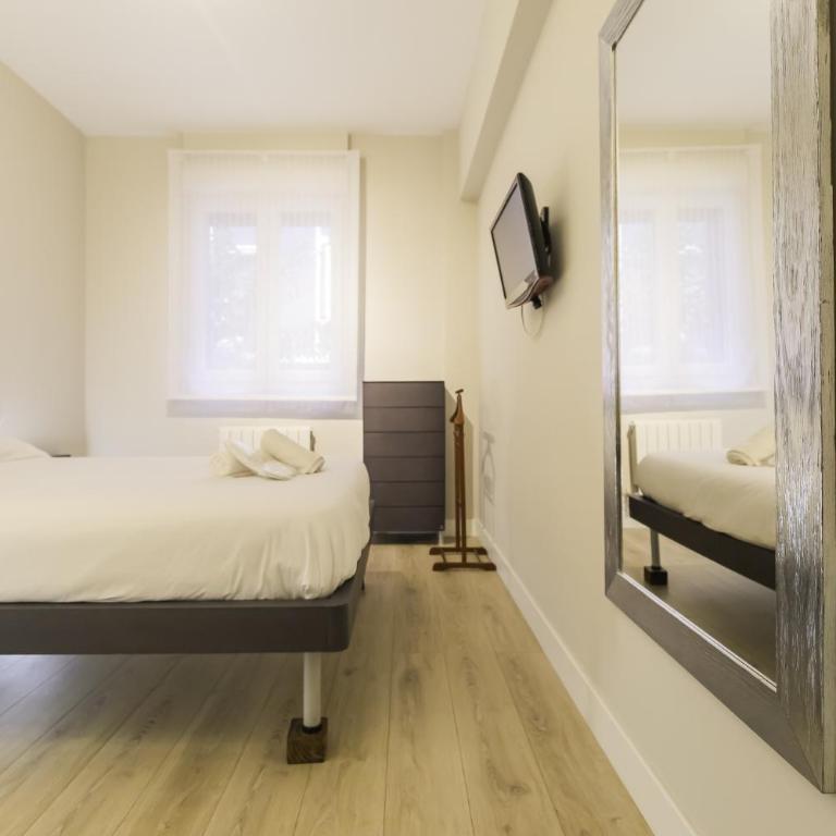 Etxeberria Park Free Parking by Next Stop Bilbao - Three-Bedroom Apartment - 14