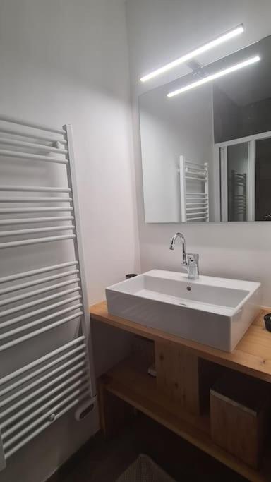 Les Suites du Monetier, alliant le charme et l'authenticité d'un chalet de prestige au cœur du village - Appartement - 3