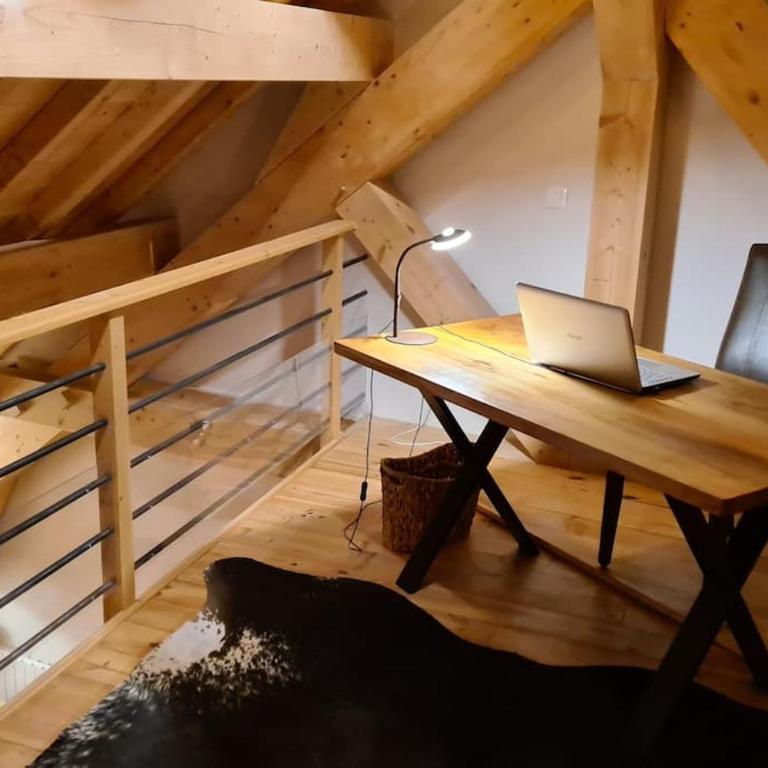 Les Suites du Monetier, alliant le charme et l'authenticité d'un chalet de prestige au cœur du village - Appartement - 4