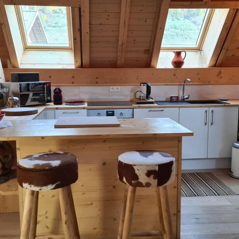 Les Suites du Monetier, alliant le charme et l'authenticité d'un chalet de prestige au cœur du village - Appartement - 8
