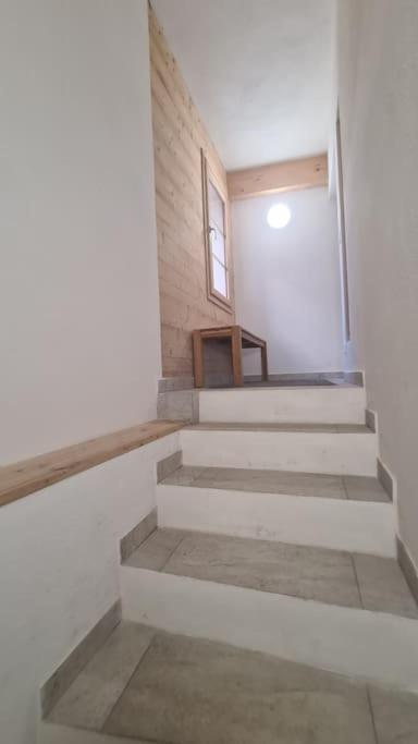 Les Suites du Monetier, alliant le charme et l'authenticité d'un chalet de prestige au cœur du village - Appartement - 10