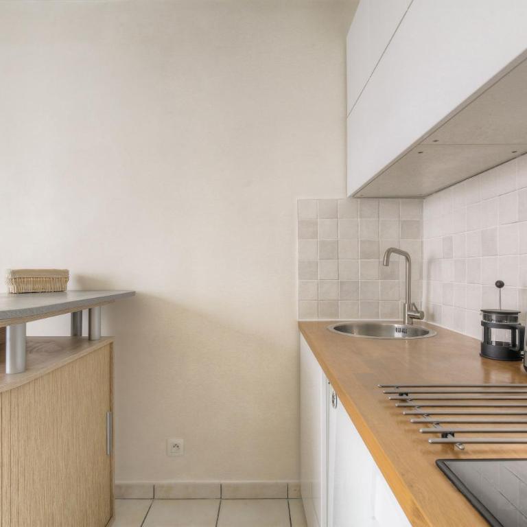 Le calme et cosy avec parking gratuit - Appartement 1 Chambre - 13