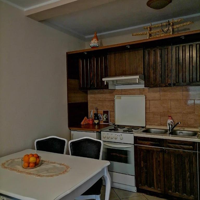 Apartman Maki - One-Bedroom Apartment - 12