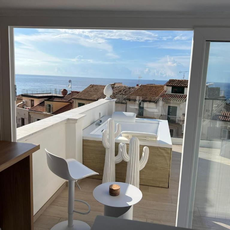 Luxury in the heart of Tropea- Residenza AquaLaguna - Appartamento con 2 Camere da Letto - 7