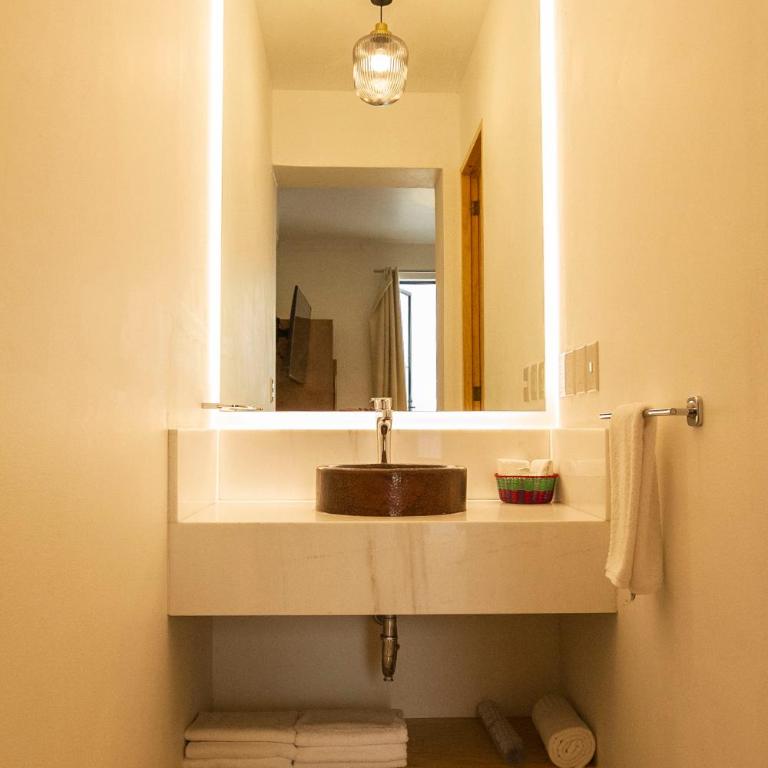 NaNa Vida CDMX - Habitación Deluxe con cama extragrande - 11