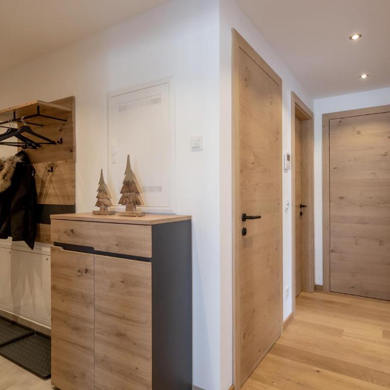 Ferienwohnung Tirolglück mit großem Garten - Two-Bedroom Apartment - 48