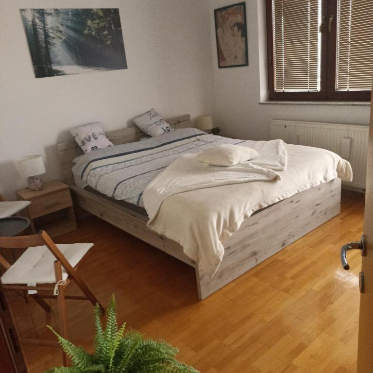 Spacious comfortable flat with splendid view - Apartman sa 1 Spavaćom Sobom - 2