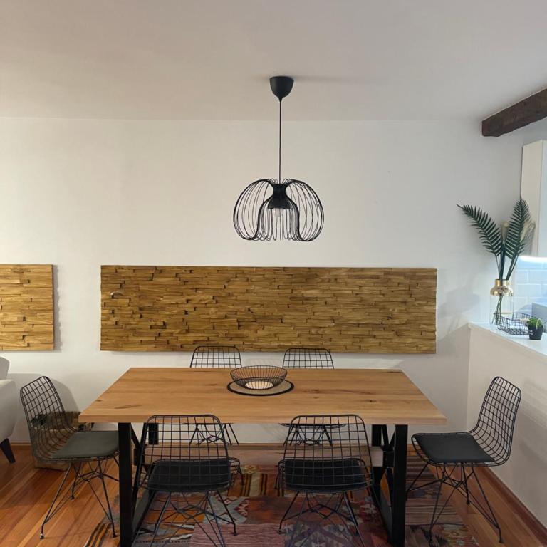 Old Town Home - Kuća sa 2 Spavaće Sobe - 17