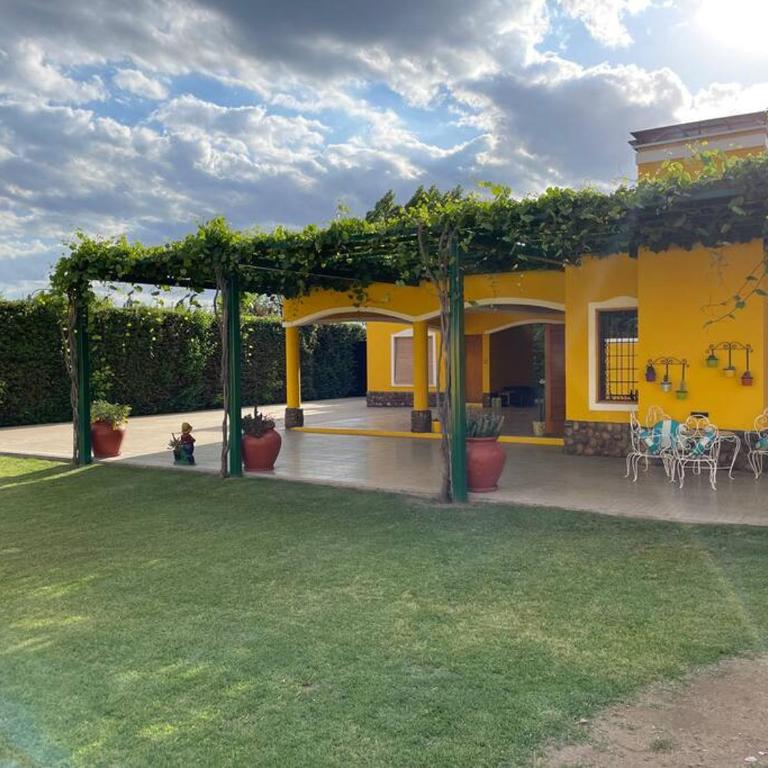 Yellow House - Casa con 1 dormitorio - 1