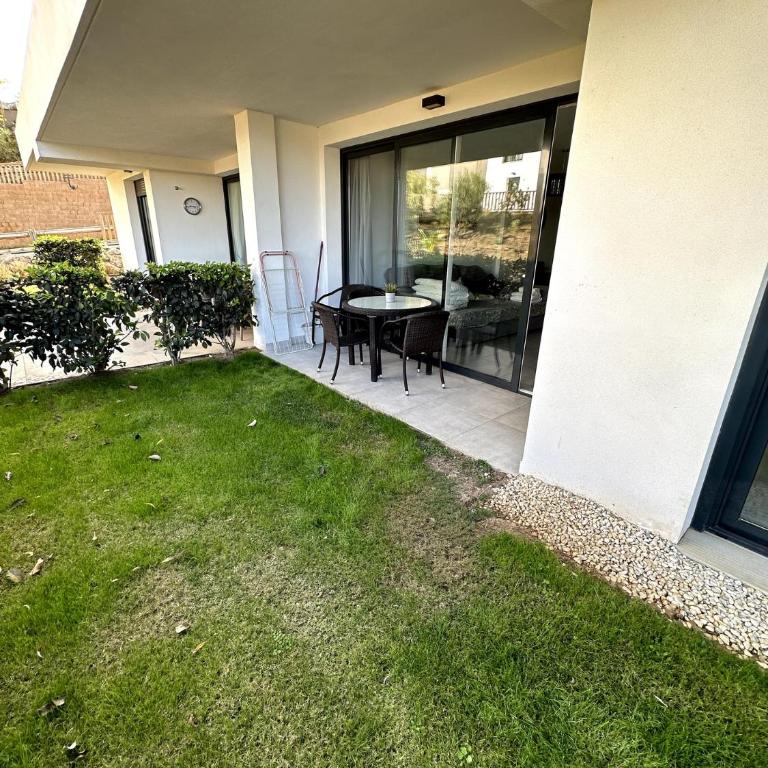 2-bedroom-apartment with a terrace, pool, gym - Apartamento de 2 dormitorios - 23