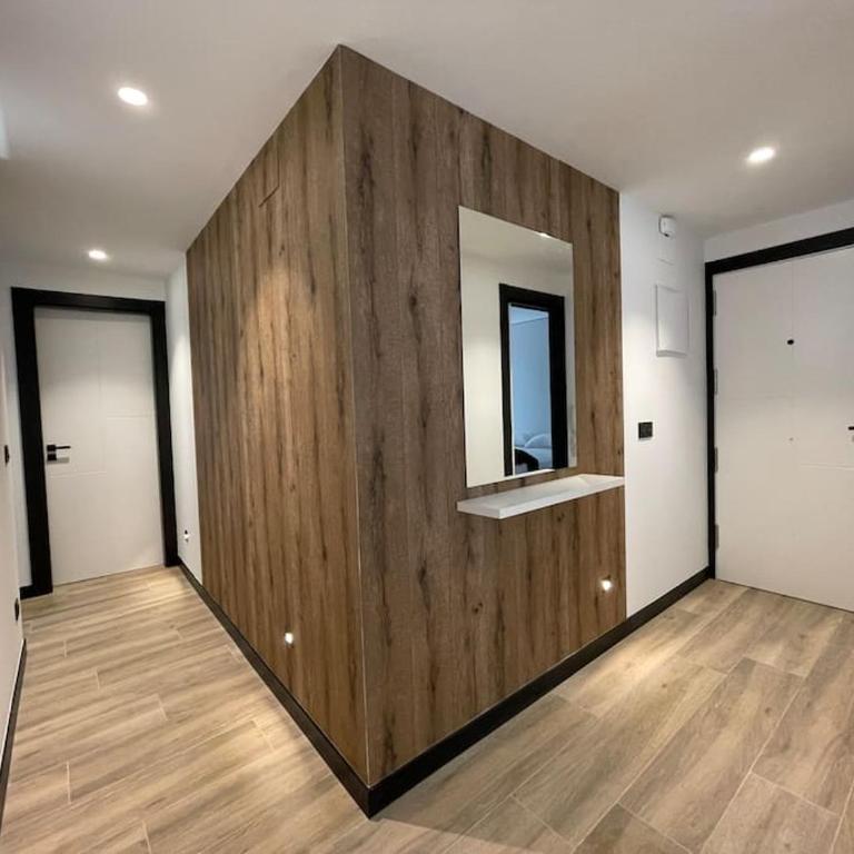 Mk77 Leon Serranos - Apartamento de 3 dormitorios - 2