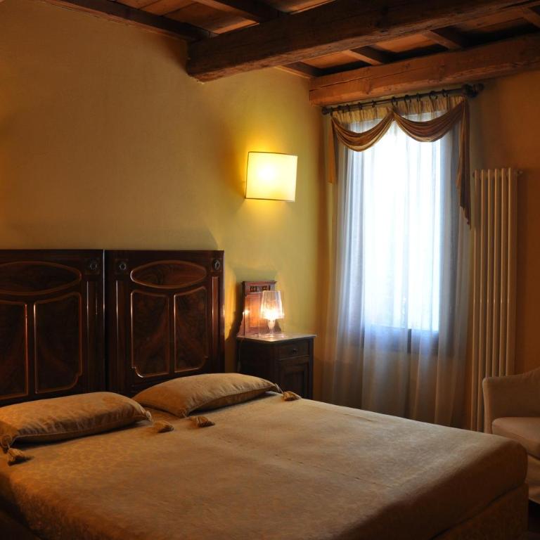 Piazza Nova Guest House - Camera Deluxe Matrimoniale/Doppia con Letti Singoli - 6