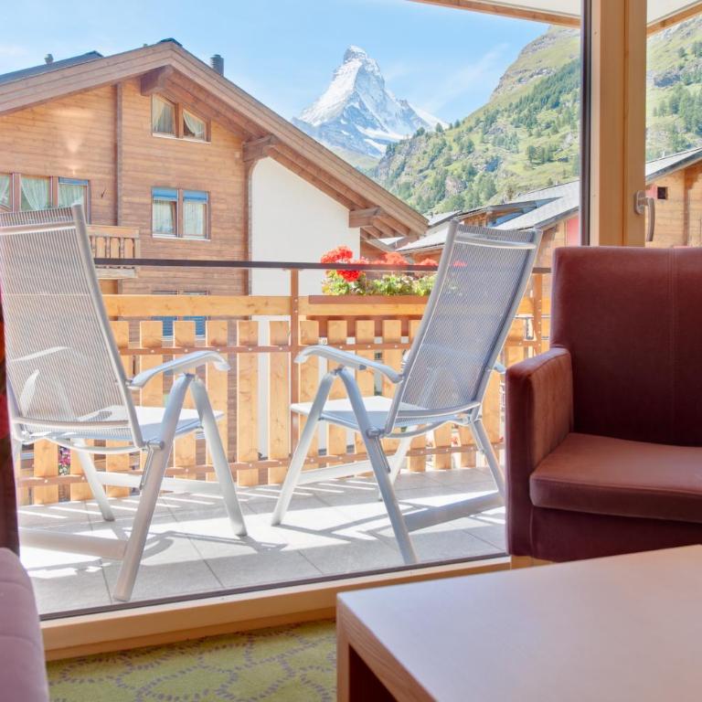 Hotel Aristella Swissflair - Panorama Doppelzimmer mit Matterhornblick - 6