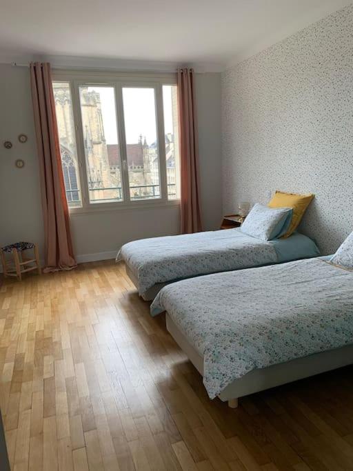 Appart 90m2 lumineux, centre, vue église penchée - Appartamento con 2 Camere da Letto - 6