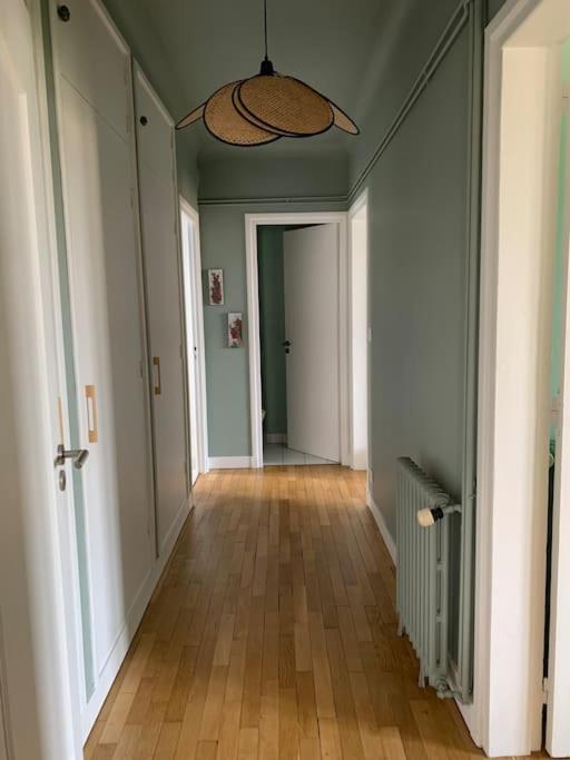 Appart 90m2 lumineux, centre, vue église penchée - Appartamento con 2 Camere da Letto - 17