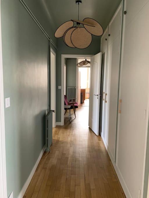 Appart 90m2 lumineux, centre, vue église penchée - Appartamento con 2 Camere da Letto - 21