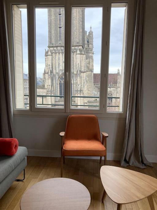 Appart 90m2 lumineux, centre, vue église penchée - Appartamento con 2 Camere da Letto - 38