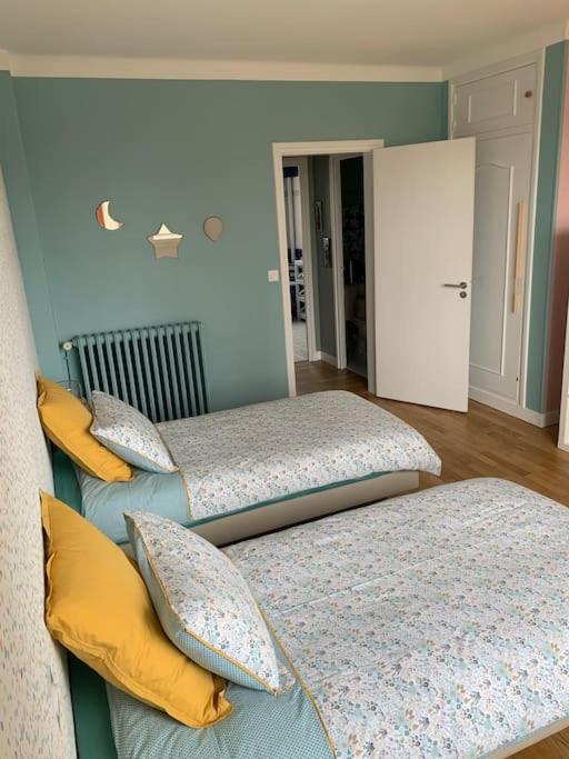 Appart 90m2 lumineux, centre, vue église penchée - Appartamento con 2 Camere da Letto - 40
