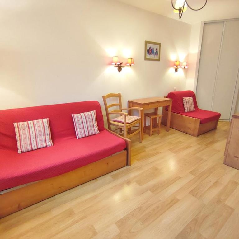 Le Marmotton, T2, centre Luchon, wifi, casier à skis, ascenseur, 5 personnes - Apartment mit 1 Schlafzimmer - 5