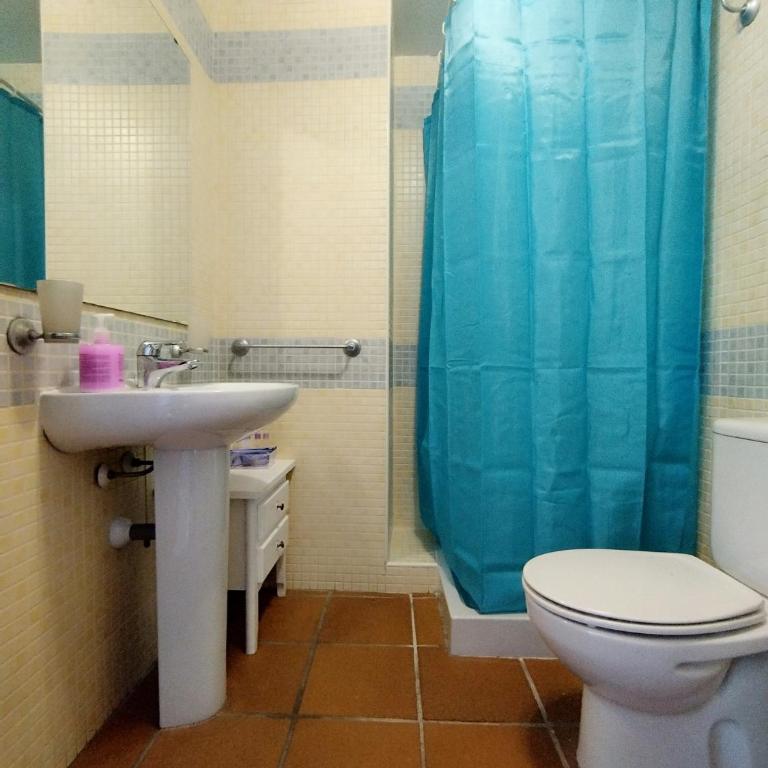 Apartamentos Arttyfal con parking y WiFi by SURYNIEVE - Apartamento de 1 dormitorio con aparcamiento - 5