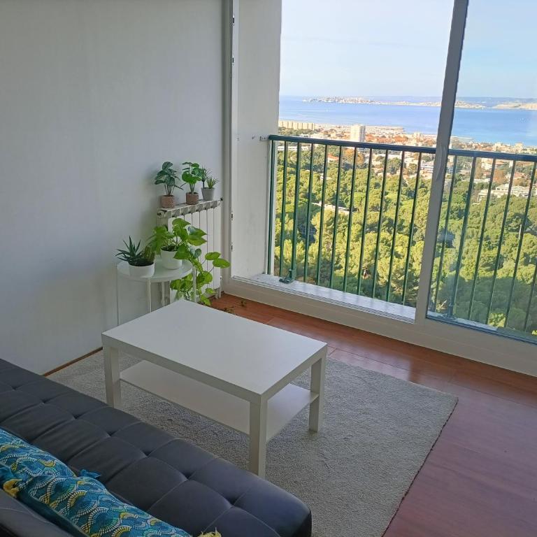 VUE MER et montagne dans parc du roy d'espagne, Up to 7 people - Apartment - 2