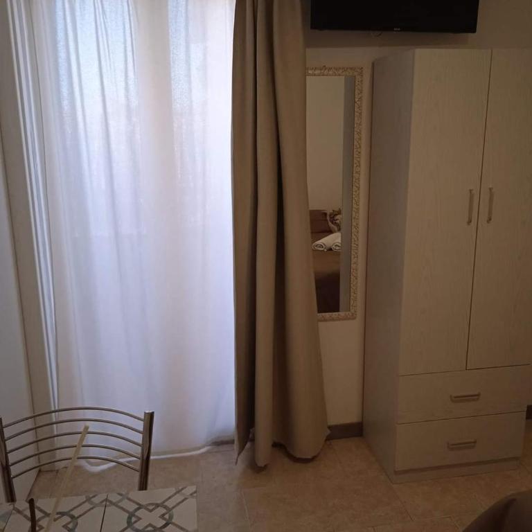 Al centro di tutto - Double Room with Private Bathroom - 5