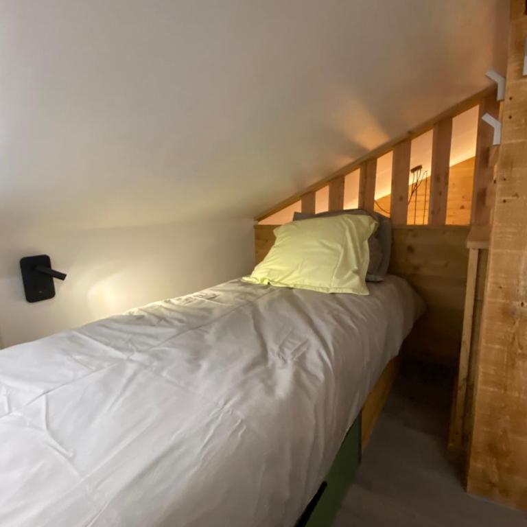 Genepi loft duplex 4 personnes - Two-Bedroom Apartment - 31